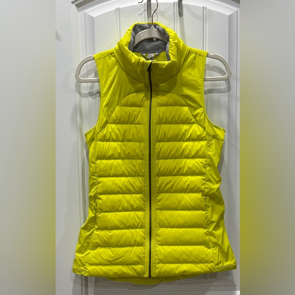 Lululemon Fluffed Up‎ Vest